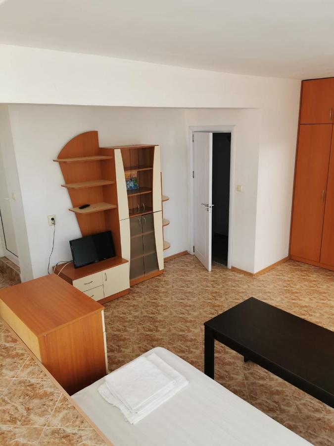 Jelezchevi Guest Rooms Primorsko Eksteriør billede