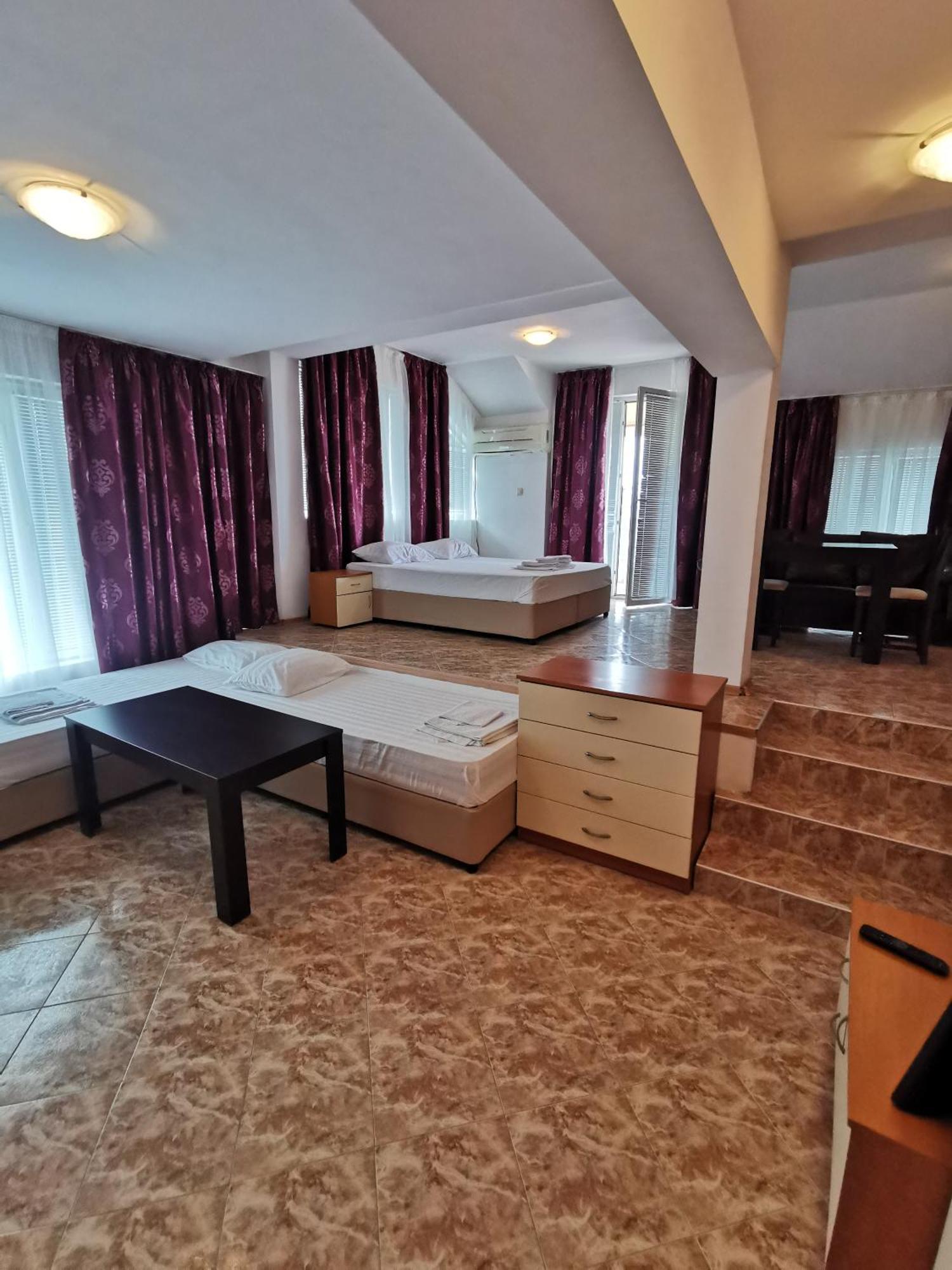 Jelezchevi Guest Rooms Primorsko Eksteriør billede